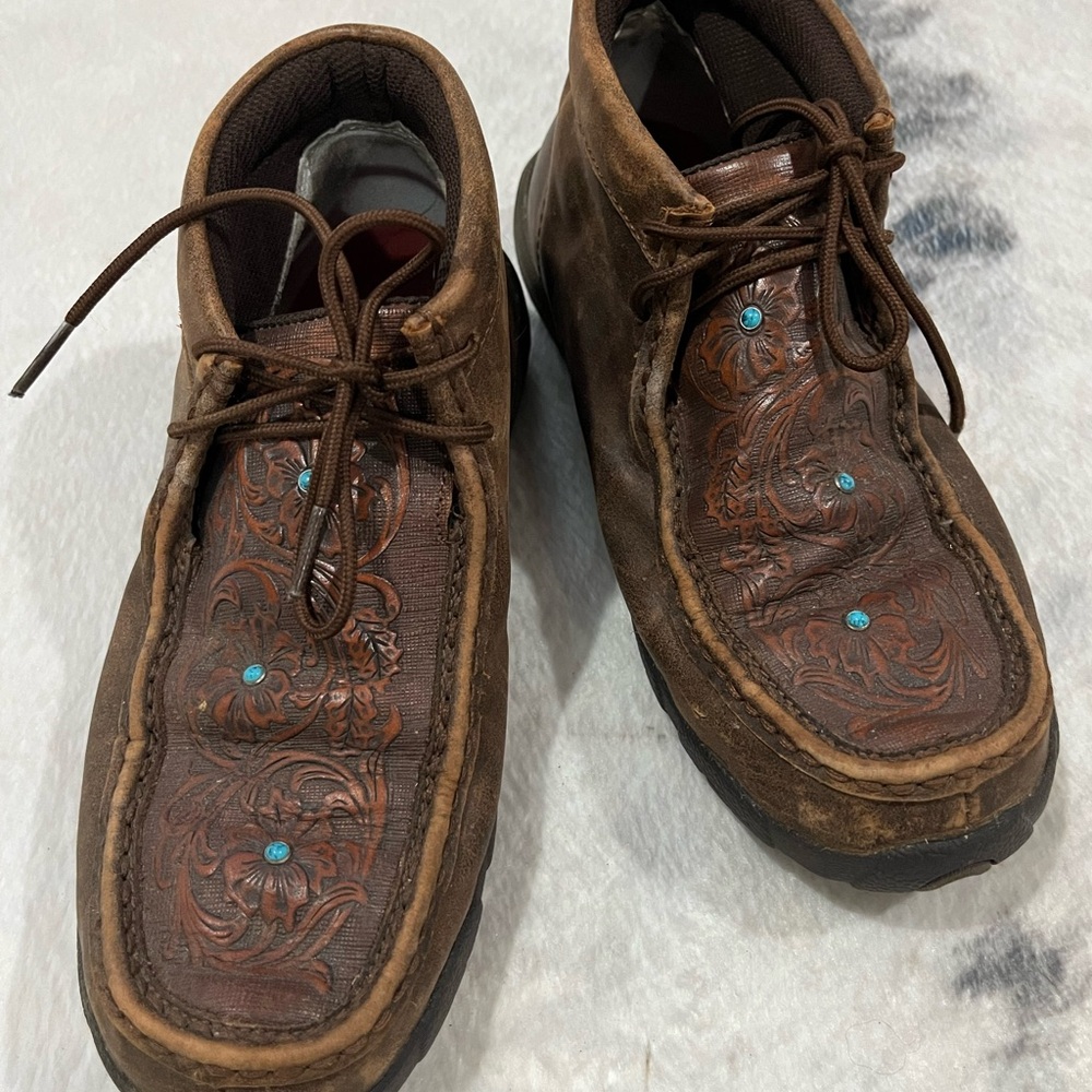 Brown Leather Twisted X Boots